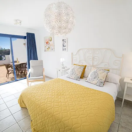 Coloradas Alba Playa Blanca (Lanzarote)