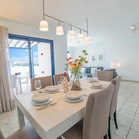 Coloradas Alba Sea Views And Free Heated Pool