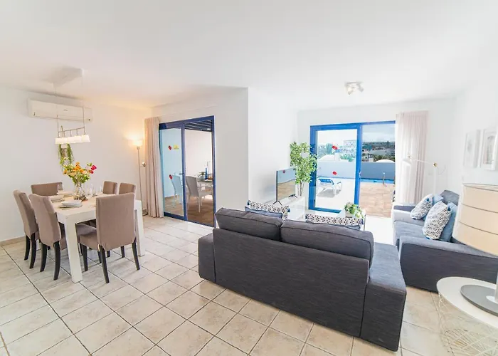 Coloradas Alba アパート *